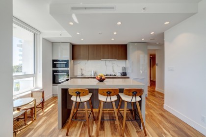 Photo 5 at 301 - 1675 Lions Gate Lane, Pemberton NV, North Vancouver