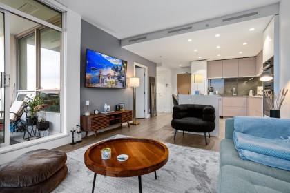 Photo 2 at 805 - 1632 Lions Gate Lane, Pemberton NV, North Vancouver