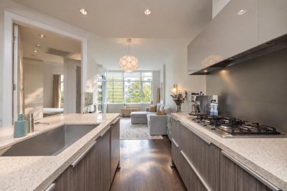 Photo 4 at 312 - 181 W 1st Avenue, False Creek, Vancouver West