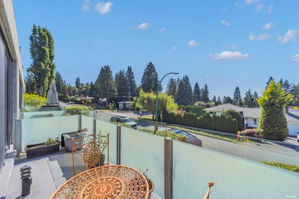 Photo 23 at 201 - 650 Evergreen Place, Delbrook, North Vancouver
