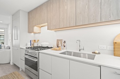 Photo 11 at 225 - 1010 W 47th Avenue, South Granville, Vancouver West