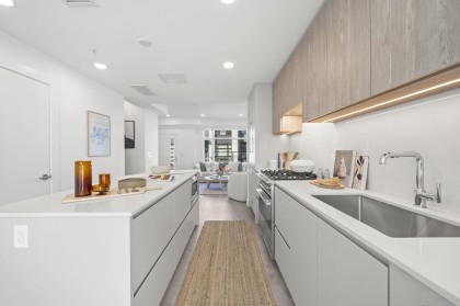 Photo 8 at 225 - 1010 W 47th Avenue, South Granville, Vancouver West