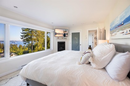 Photo 16 at 4772 Meadfeild Court, Caulfeild, West Vancouver