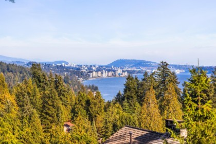 Photo 38 at 4772 Meadfeild Court, Caulfeild, West Vancouver