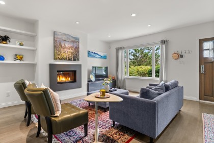 Photo 4 at 4468 W 14th Avenue, Point Grey, Vancouver West