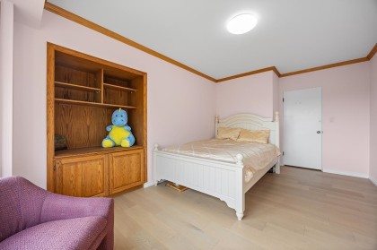 Photo 35 at 96 Bonnymuir Drive, Glenmore, West Vancouver