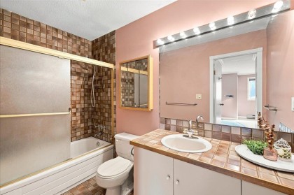 Photo 22 at 1 - 1176 W 15th Avenue, Fairview VW, Vancouver West
