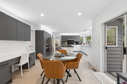 Photo 11 at 456 Montroyal Boulevard, Upper Delbrook, North Vancouver