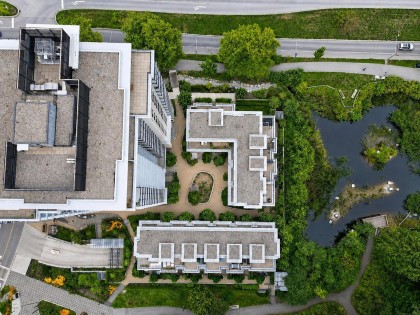 Photo 27 at 303 - 5410 Shortcut Road, University VW, Vancouver West