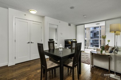 Photo 20 at 661 - 2080 W Broadway, Kitsilano, Vancouver West