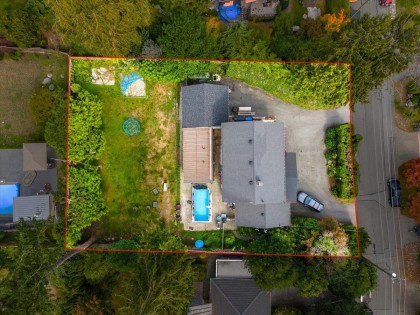 Photo 2 at 787 Roslyn Boulevard, Dollarton, North Vancouver