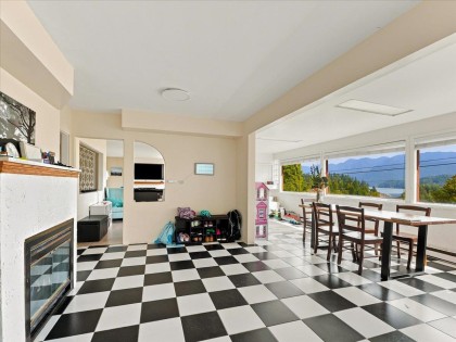 Photo 16 at 787 Roslyn Boulevard, Dollarton, North Vancouver