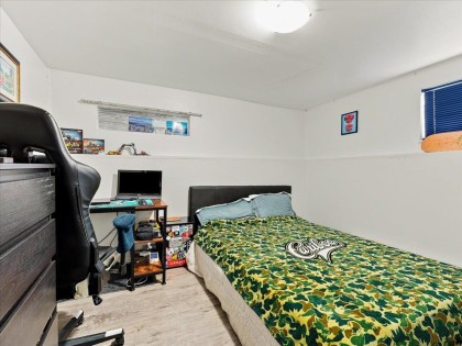 Photo 37 at 787 Roslyn Boulevard, Dollarton, North Vancouver
