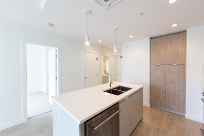 Photo 5 at 203 - 108 E 8th Street, Central Lonsdale, North Vancouver