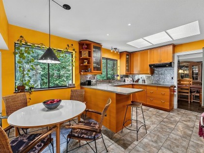 Photo 7 at 8568 Bedora Place, Howe Sound, West Vancouver