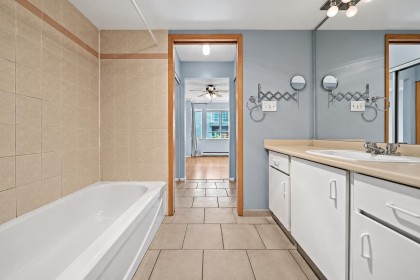 Photo 14 at 202 - 1845 W 7th Avenue, Kitsilano, Vancouver West