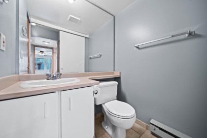 Photo 15 at 202 - 1845 W 7th Avenue, Kitsilano, Vancouver West