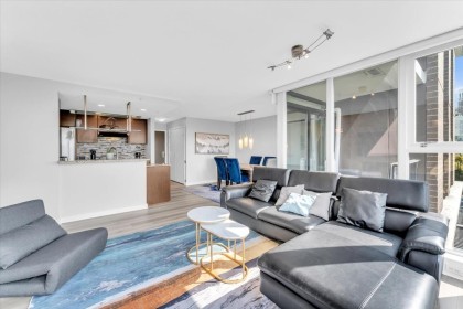 Photo 10 at 705 - 583 Beach Crescent, Yaletown, Vancouver West