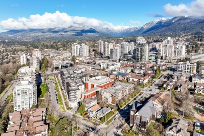Photo 8 at 160 E 10th Street, Central Lonsdale, North Vancouver