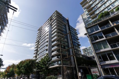 Photo 1 at 214 - 1783 Manitoba Street, False Creek, Vancouver West