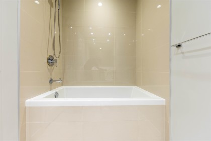 Photo 11 at 504 - 118 Carrie Cates Court, Lower Lonsdale, North Vancouver