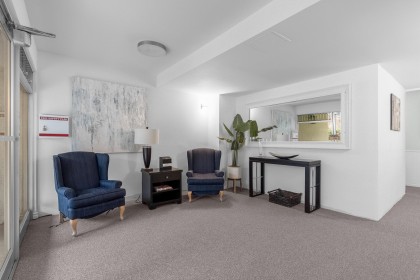 Photo 17 at 402 - 1750 Esquimalt Avenue, Ambleside, West Vancouver
