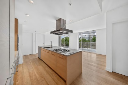 Photo 3 at 502 - 5782 Berton Avenue, University VW, Vancouver West