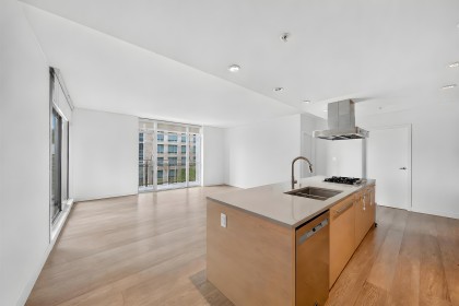 Photo 10 at 502 - 5782 Berton Avenue, University VW, Vancouver West