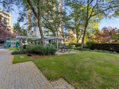 Photo 34 at 705 - 388 Drake Street, Yaletown, Vancouver West