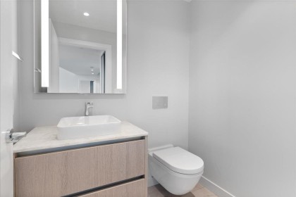 Photo 9 at 2406 - 1500 Fern Street, Lynnmour, North Vancouver