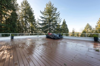 Photo 33 at 11 - 2425 Edgemont Boulevard, Mosquito Creek, North Vancouver