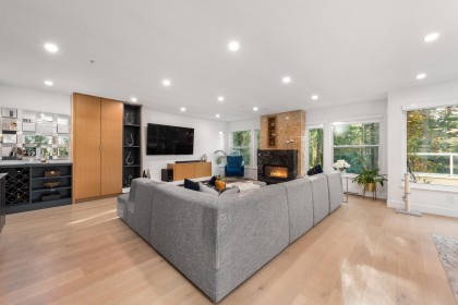 Photo 15 at 11 - 2425 Edgemont Boulevard, Mosquito Creek, North Vancouver