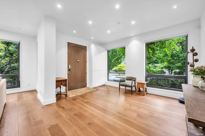 Photo 4 at 1112 W 38th Avenue, Shaughnessy, Vancouver West