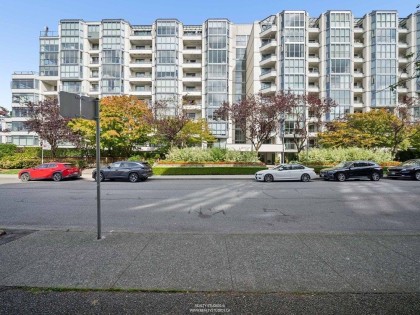 Photo 6 at 215 - 456 Moberly Road, False Creek, Vancouver West