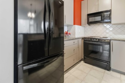 Photo 11 at 405 - 160 E 13th Street, Central Lonsdale, North Vancouver