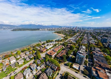 Photo 31 at 303 - 2450 Cornwall Avenue, Kitsilano, Vancouver West