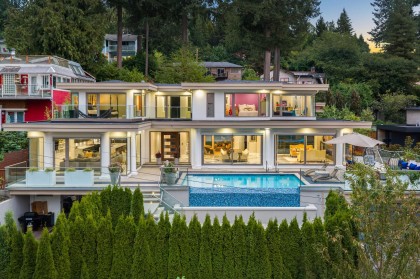 Photo 3 at 3980 Norwood Avenue, Upper Lonsdale, North Vancouver