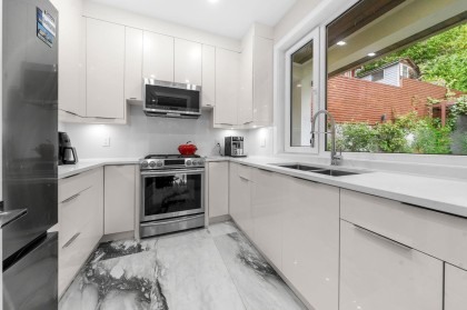 Photo 9 at 3980 Norwood Avenue, Upper Lonsdale, North Vancouver