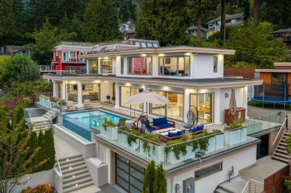 Photo 4 at 3980 Norwood Avenue, Upper Lonsdale, North Vancouver
