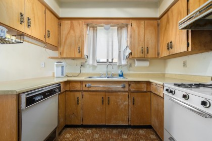 Photo 16 at 1594 W 68th Avenue, S.W. Marine, Vancouver West