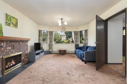 Photo 4 at 1594 W 68th Avenue, S.W. Marine, Vancouver West