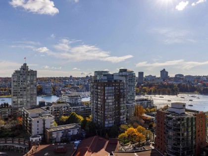 Photo 5 at 1703 - 212 Davie Street, Yaletown, Vancouver West