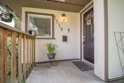 Photo 4 at 1119 Cloverley Street, Calverhall, North Vancouver