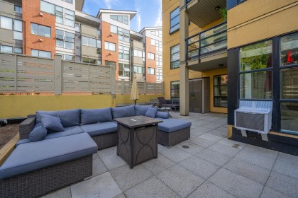 Photo 2 at 204 - 124 W 3rd Street, Lower Lonsdale, North Vancouver