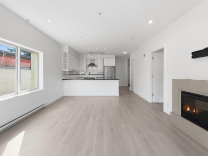 Photo 3 at 204 - 1273 Marine Drive, Norgate, North Vancouver