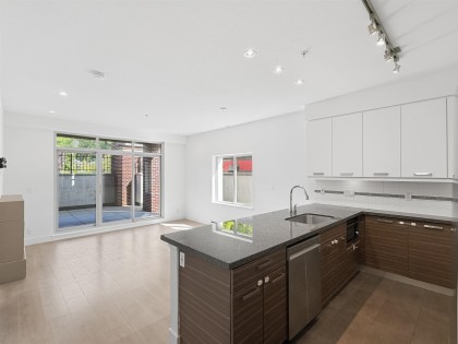 Photo 8 at 204 - 1273 Marine Drive, Norgate, North Vancouver