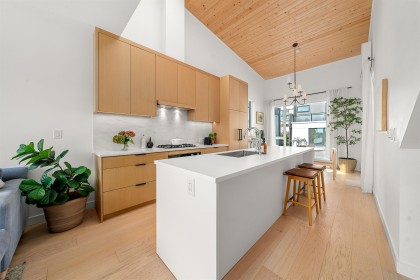Photo 1 at 224 - 650 E 2nd Street, Lower Lonsdale, North Vancouver
