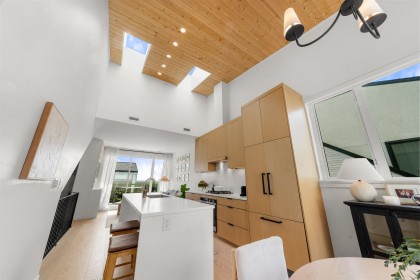 Photo 10 at 224 - 650 E 2nd Street, Lower Lonsdale, North Vancouver