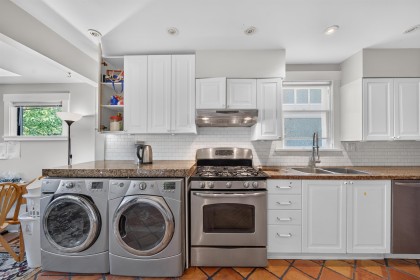 Photo 13 at 3519 W 14th Avenue, Kitsilano, Vancouver West