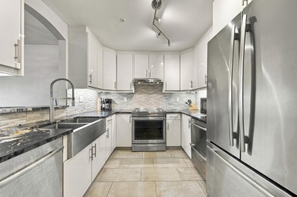 Photo 1 at 109 - 5835 Hampton Place, University VW, Vancouver West